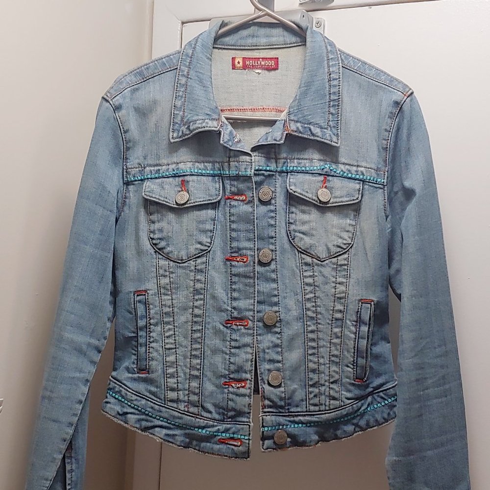 GENTLY USED, VINTAGE, HOLLYWOOD JEANS, JEAN JACKET, MEDIUM!!!
